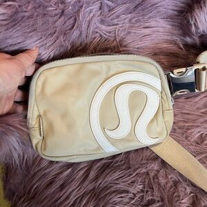 Crossbody/belt bag